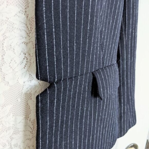 H&M Navy blue stripped wool blend Blazer jacket 8 US @X - Picture 6 of 10
